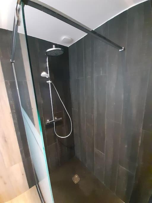 Logement 80 M2 Avec Terrasses Entre Les Deux Abers Landeda Exterior photo